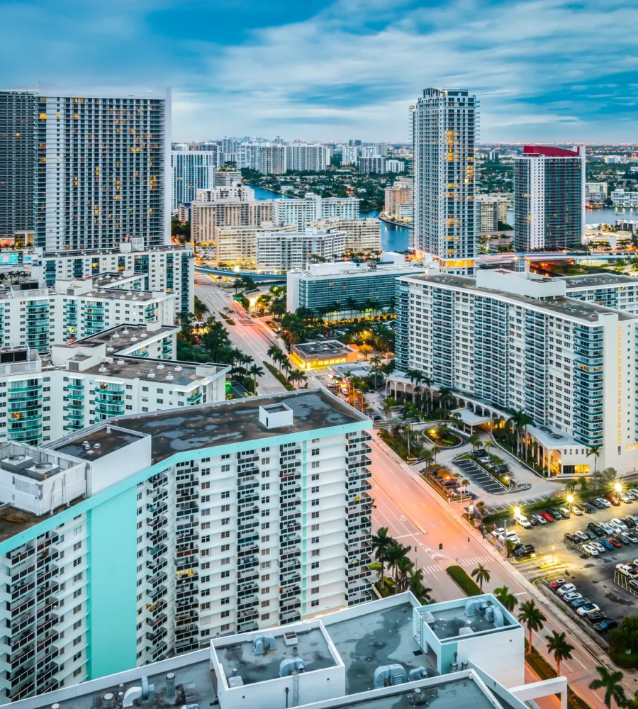 hollywood-fl-shutterstock_1585842265-scaled